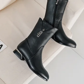 2022 Модни Дамски кожени ботуши от телешка кожа, с горна част за жените; Обувки Martin на ниски обувки с Голям Размер; Класически обувки със средна дължина; Топли зимни Обувки